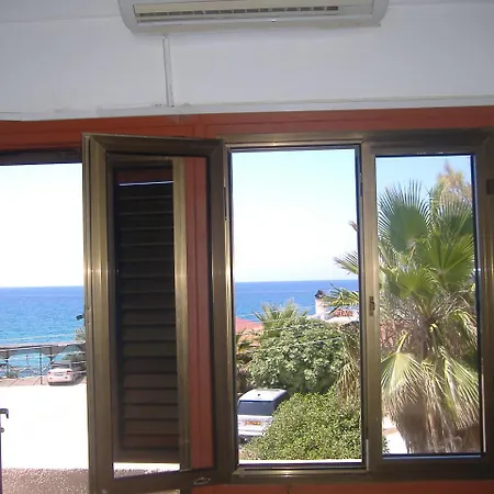 فندق Theresa At Karpaz Peninsula