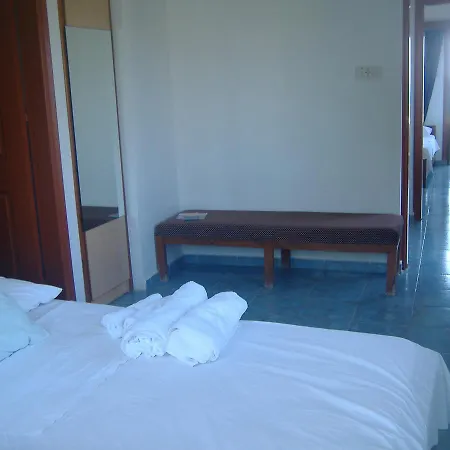 فندق Theresa At Karpaz Peninsula Agia Trias