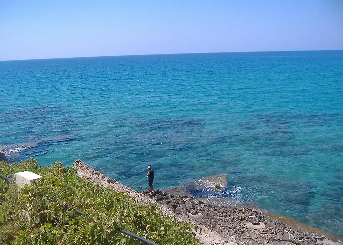 ホテル Theresa At Karpaz Peninsula 2*