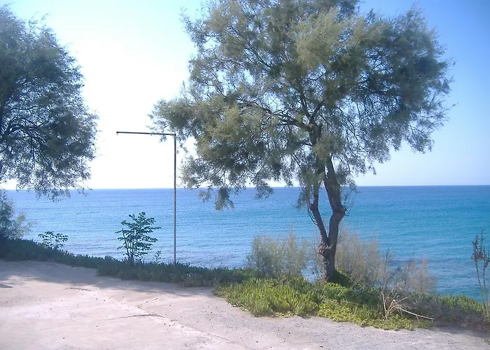 Theresa At Karpaz Peninsula ホテル Ayia Trias